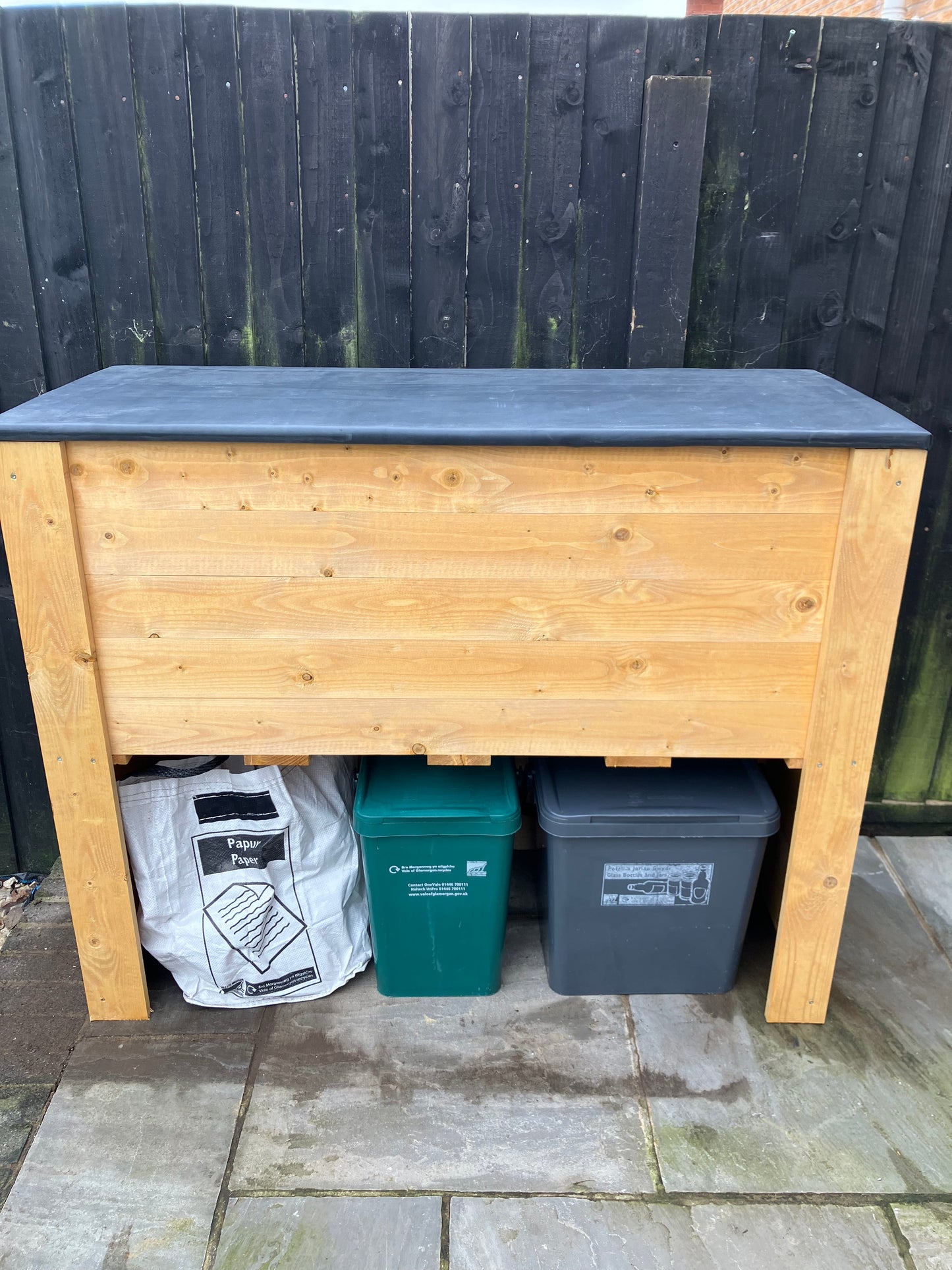 Double Decker with EPDM waterproof lid Flatpack