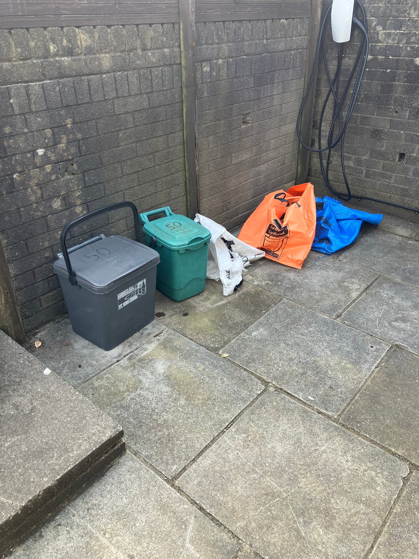 Recycling Bench with EPDM Waterproof lid