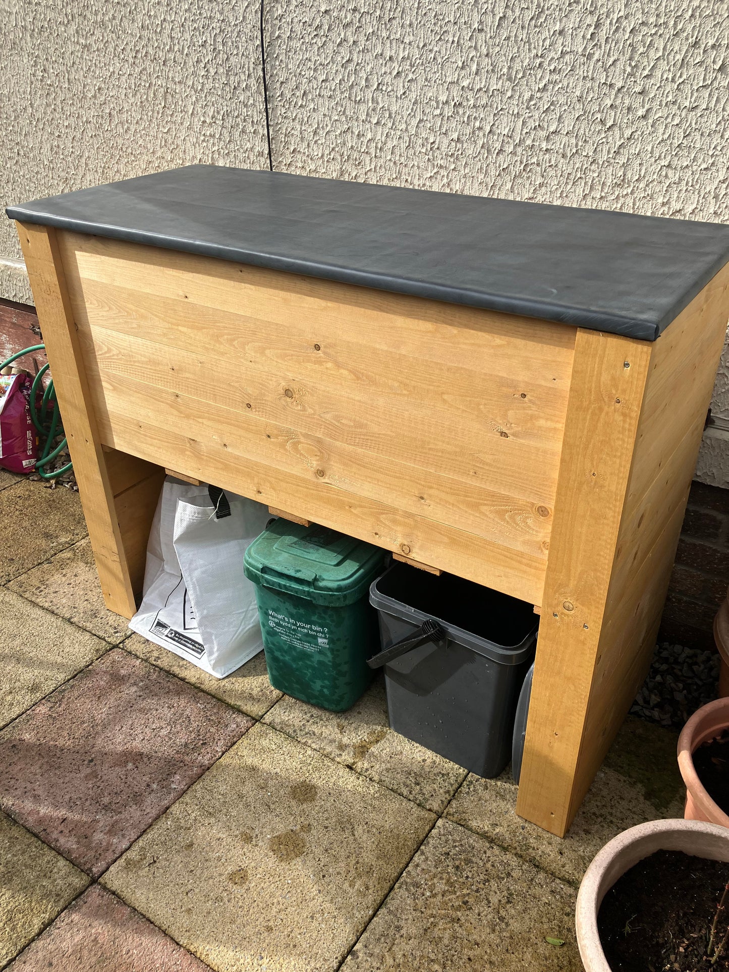 Double Decker with EPDM waterproof lid Flatpack