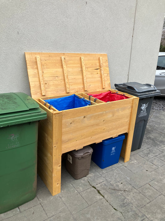 Double Decker with Wheelie Bin Screens