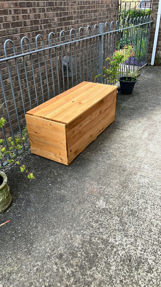 Solid Recycling Caddy Storage Bench